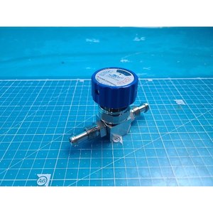 Ressort de compression TKF 316L 10K-1/4 EP S523020843011, utilisé comme pièce détachée pour équipement semi-conducteur Legacy - Product Image 2