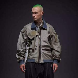 เสื้อแจ็คเก็ตเทคแวร์กันน้ำระดับพรีเมียมสำหรับผู้ชาย สไตล์ไซเบอร์พังก์ แนวทหาร ทนลม แฟชั่นสตรีทแวร์ในเมือง มีกระเป๋าหลายช่อง เสื้อโค้ทอเนกประสงค์ - Product Image 1