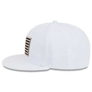 Gorra Snapback Off White de 6 Paneles con Aplique de Bandera Americana en el Panel Frontal, Unisex, Estilo Casual Urbano, Ajustada, para Adultos - Product Image 3
