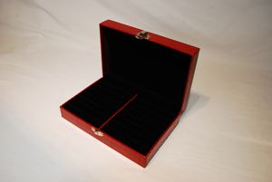 Boîte de rangement professionnelle rectangulaire à motif crocodile pour bagues, avec sept rangées et un design de rangement à douze fentes, 195x125x56mm - Product Image 5