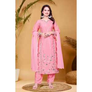 Conjunto de Fiesta de Diseño con Top y Pantalón de Satén y Hermosa Dupatta - Product Image 6