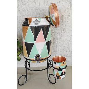Distributeur d'eau en cuivre à motifs géométriques colorés avec couvercle et ensemble de tasses assorties - Product Image 2