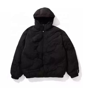 Veste matelassée streetwear pour homme, veste rembourrée 500 g/m², veste d'hiver pour homme pour les collections hivernales en gros - Product Image 2