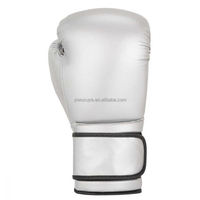Gants de boxe en cuir véritable couleur personnalisée, logo personnalisé, équipement de combat professionnel OEM pour le sparring, le Muay Thai, le MMA, le kickboxing et le sac de frappe.