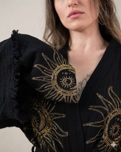 Robe kimono bohème pour femmes, blanche, brodée, manches longues, col en V, coupe ample, longueur maxi, broderie à la main, vêtements décontractés, robes décontractées - Product Image 5