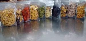 Snack Natural Crujiente de Frutas y Verduras Mixtas: Aguacate, Okra, Zanahoria, Plátano, Calabaza, Melón Amargo - Proveedor a Granel - Product Image 2