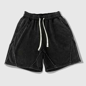 Shorts de survêtement personnalisés pour hommes, à cordon de serrage, coupe mi-longue, couleur unie, effet soleil délavé, délavé à l'acide, vintage, usé, en molleton 100% coton épais - Product Image 2