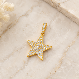 Pendentif tendance scintillant en or 10K avec diamants naturels, étoile de David glacée, triangles et bouclier, bijoux personnalisés de style hip-hop - Product Image 2