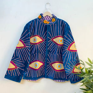 Chaqueta bordada a mano con ojo turco de terciopelo Suzani, estilo bohemio, abrigo llamativo de invierno. - Product Image 1