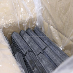 Briquettes de charbon de bois de sciure de bois dur de qualité supérieure du Vietnam pour barbecue – 91,3 % de carbone fixe, combustion longue durée, faible teneur en cendres - Product Image 2