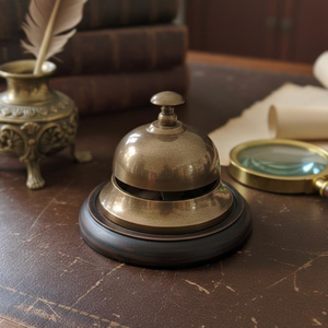 Sonnette de service en bronze avec base en bois foncé, sonnette de réception classique à bouton-poussoir, sonnette de comptoir pour hôtel, restaurant - Product Image 1