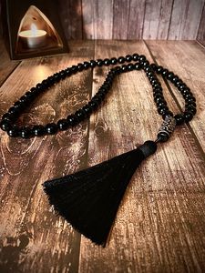 Cuentas de Oración de Lujo con Borlas - Product Image 2
