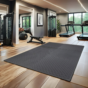 แผ่นปริศนาประสาน EVA ไร้กลิ่นขนาด10มม. 60x60ซม. มีลายใบไม้สำหรับโซนฝึกซ้อมในบ้านและยิม - Product Image 1