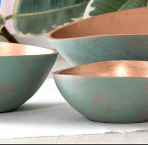 Bols en aluminium personnalisés au design abstrait élégant, artisanat métallique, décoration d'intérieur élégante, multifonctionnels pour servir le chocolat - Product Image 2