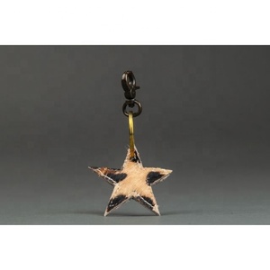 High Quality Trending Product 2024 Hot Selling Hair On <b>Leather</b> Hand Made Star Shape <b>Leather</b> <b>Key</b> <b>Chain</b> - Product Image 2