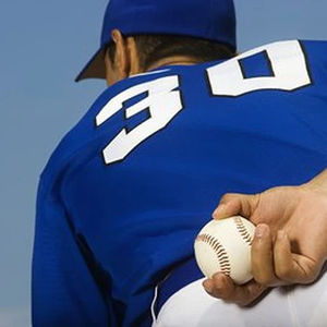 Pelota de Béisbol/Sóftbol de Cuero de Alta Calidad con Logotipo Personalizado al por Mayor, Estándar Internacional de 9 Pulgadas, de Piel de Vaca, para Entrenamiento y Competición - Product Image 4