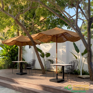Parasol d'extérieur en fibre de coco tissé à la main pour mobilier d'extérieur de luxe et projets hôteliers Eco2go Vietnam - Product Image 2