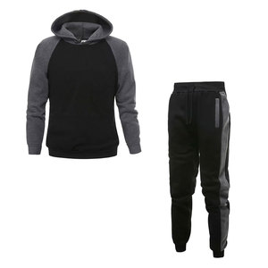 Ensemble de survêtement élégant pour homme, coupe ajustée, tenue de jogging, vêtements de sport tendance, confortable, respirant, idéal pour la salle de sport et le quotidien. - Product Image 1