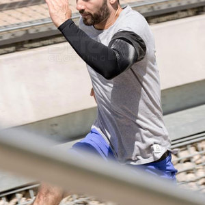 Athletic Stretch Layer Lightweight Eco-Friendly Breathable Spandex/Polyester Fabric Comfortable <b>Compression</b> <b>Arm</b> <b>Sleeves</b> - Product Image 4