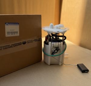 Bomba de Transferencia de Combustible de Alta Presión Inalámbrica con Filtros Externos de Gasolina MOPAR para Fiat 1966-1985 - Product Image 1