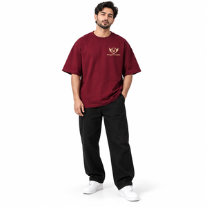 T-shirt ample bordeaux à manches courtes, col rond, 100 % coton, décontracté, avec logo imprimé sur le devant, 210 g, unisexe, coupe ample, écologique - Product Image 1