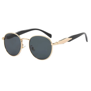 Gafas de sol retro con montura metálica y resistentes a los rayos UV para mujeres y hombres, gafas de sol de viaje a la playa modernas y lujosas - Product Image 6