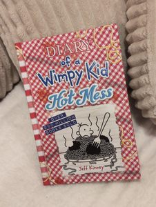 Hot Mess-Wimpy Kid โดย เจฟฟ์ คินนีย์ หนังสือปกอ่อน ไดอารี่ของเด็กขี้ขลาด นิยายสำหรับเด็ก - Product Image 4