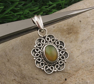 Pendentif en opale d'Éthiopie naturelle serti de pierres, en argent sterling 925 plaqué platine, collier de style victorien, bijoux en pierres précieuses - Product Image 2