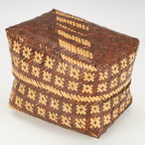 Boîtes en bambou fabriquées au Vietnam, boîtes de rangement naturelles, contenants décoratifs pour aliments et cadeaux - Product Image 1