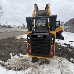 Machine robuste Sany Skid Steer pour travaux exigeants avec une réponse moteur puissante, un mouvement fluide et une excellente performance. - Product Image 6