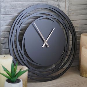 Modern Handmade <b>Wooden</b> Round Single Face Quartz Needle <b>Wall</b> <b>Clock</b> with Antique Style Design for Living Room and Office Decor - Product Image 2