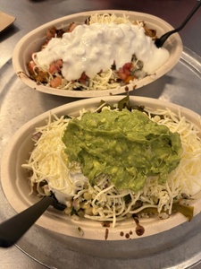 Bol à déjeuner compostable avec couvercle pour burritos, nouilles et repas de riz 26oz – Emballages pour tacos et repas de riz pour restaurants 2026 - Product Image 1