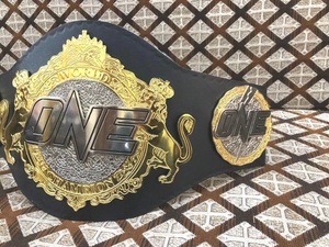 เข็มขัดแชมป์ ONE Championship ชุบทอง สำหรับกีฬา MMA ดีไซน์หนังทนทาน ใช้ได้ทั้งชายและหญิง - Product Image 4
