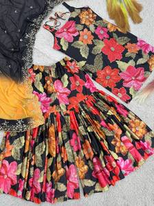 Ensemble Sharara en soie brodé de sequins, très vendu, pour filles, prêt-à-porter, idéal pour les mariages et les fêtes - Product Image 4