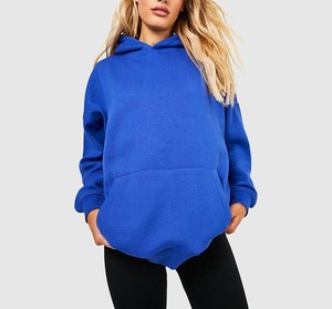 Sudadera con Capucha Premium Elegante para Mujer, Venta al por Mayor, Personalizada, de Invierno, con Estampado Puff, Manga Larga, Hombros Caídos, Ajuste Oversize, de Forro Polar - Product Image 3