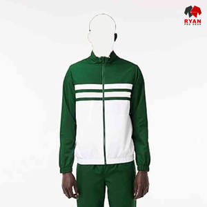 ชุดวอร์มผู้ชายทรงปกติ แห้งเร็ว เป็นมิตรกับสิ่งแวดล้อม โพลีเอสเตอร์ 100% ดีไซน์ 2-in-1 เอวยางยืด มีกระเป๋าข้าง สำหรับฤดูหนาว ออกแบบ ODM - Product Image 3