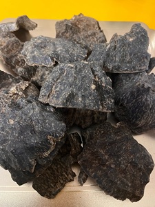 Sandalwood Incense Chips Natural Agarwood Resin Rich High Oil Content <b>Aromatic</b> Wood Medium Grade All Season Use - Product Image 4