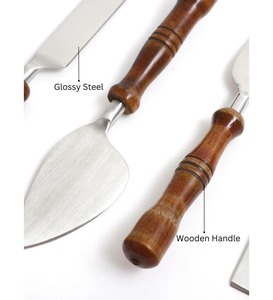 Juego de cuchillos para queso con acabado en cobre y mangos color crema, diseño minimalista, apto para lavavajillas, para uso en fiestas. - Product Image 2