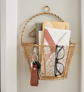 Cesta Colgante de Malla Metálica Premium para Montar en la Pared con Diseño de Árbol de Navidad para Decoración del Hogar y Almacenamiento - Product Image 4
