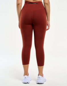 Ensemble 2 pièces pour femme OEM marron de qualité supérieure, personnalisé, avec crop top et leggings taille haute extensibles, doux, avec poches et fermeture éclair à la taille - Product Image 6