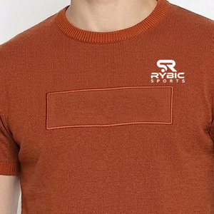 T-shirt pour homme élégant de couleur personnalisée, matière légère, coupe décontractée, vêtement facile à porter au quotidien - Product Image 2
