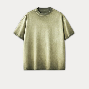 เสื้อยืดผู้ชายทรงบ็อกซี่ พิมพ์ลายกราฟิก ล้างสีแบบแอซิดวอช โอเวอร์ไซส์ สตรีทแวร์ ราคาโรงงาน รับผลิตเสื้อยืดปักลายตามสั่ง - Product Image 4