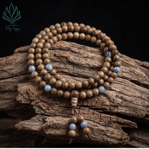 สร้อยข้อมือลูกปัดไม้กฤษณาแบบมินิมอล ไม้กฤษณาธรรมชาติเวียดนาม 108 เมล่า ประดับปะการังฟอสซิลสีน้ำเงิน ของขวัญสำหรับทุกเพศ ใช้ได้ทุกวัน - Product Image 4