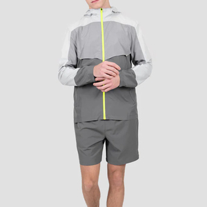 Conjunto Deportivo de Verano 2026 Personalizado, Transpirable, de Poliéster, Chaqueta y Pantalones Cortos de Dos Piezas, Cortavientos, para Hombre - Product Image 4