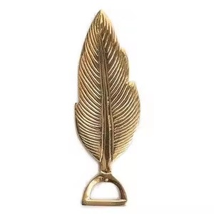 Ouvre-bouteille en laiton artisanal, finition antique, ouvre-bouteille en métal lourd pour la cuisine, les accessoires de bar, les fêtes, les cadeaux, la maison, l'hôtel - Product Image 1