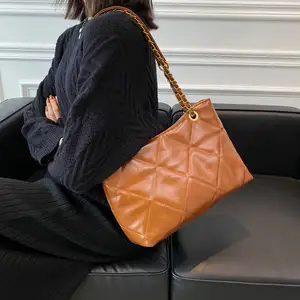 Most Popular Designer Handbags Simple Line Design Chain Strap Shoulder Bag Bolso De Mano De Lujo Quality Fake Leather Tote Bag