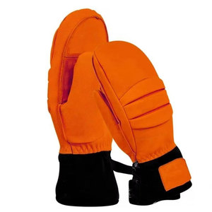 Mitaines thermiques orange avec revers noir pour les sports d'hiver en plein air, gants chauds en polyester doublés de fausse fourrure - Product Image 4