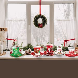 30 Piatti di Carta Natalizi da 9 Pollici, Stoviglie e Decorazioni Usa e Getta, 6 Design - Pupazzo di Neve e Babbo Natale per Forniture per Feste - Product Image 2