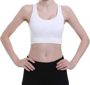 Sujetadores deportivos tipo racerback para mujer, dobles, sencillos, transpirables, de soporte medio, ecológicos, de secado rápido, con almohadillas extraíbles, para entrenamiento. - Product Image 4