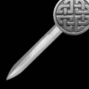 Pin para Kilt con Nudo Celta, Metal de Alta Calidad para Kilt de Tartán, Decorativo para Trajes Escoceses de las Tierras Altas - Product Image 6